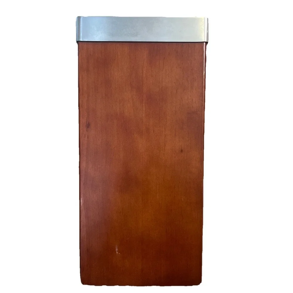 J.A.‎ Henckels Definition Self-sharpening 7-Slot Knife Storage Block